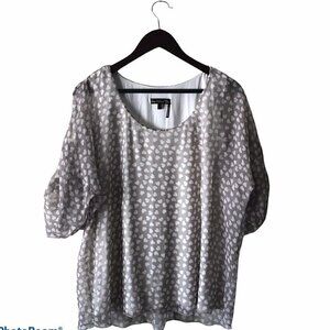 NWOT - Jane & John Sheer Tan/Ivory Hearts Blouse with an Ivory Tank Top